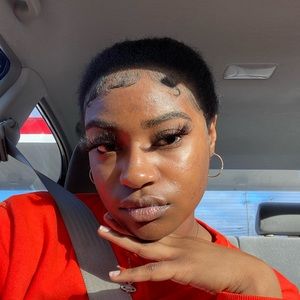 Meet your Posher, Ashly